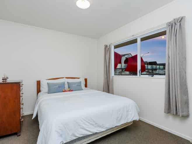 12A Sturges Road, Henderson