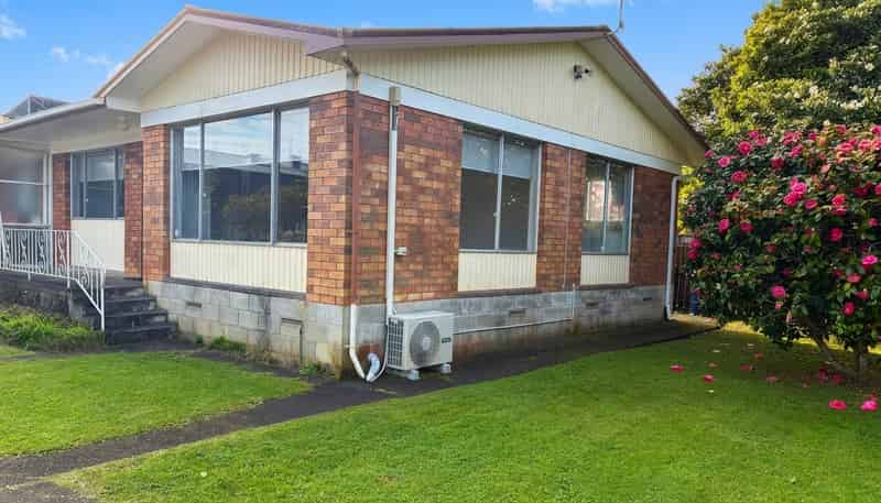 1/19 Pinedale Rd, Henderson