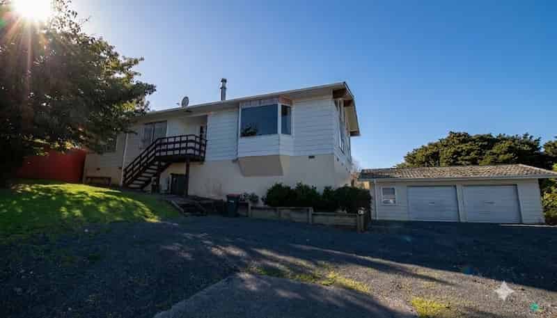 10 Everglade Drive, Goodwood Heights