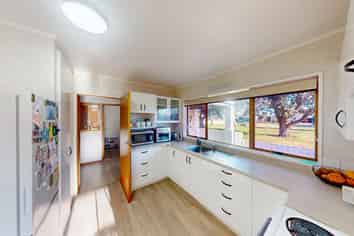 70/ Exeter Crescent, Springvale