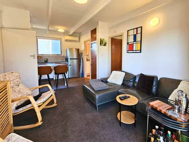 18A Warwick Street, Mayfield