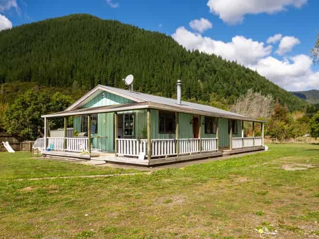 137 Wakamarina Road, Havelock