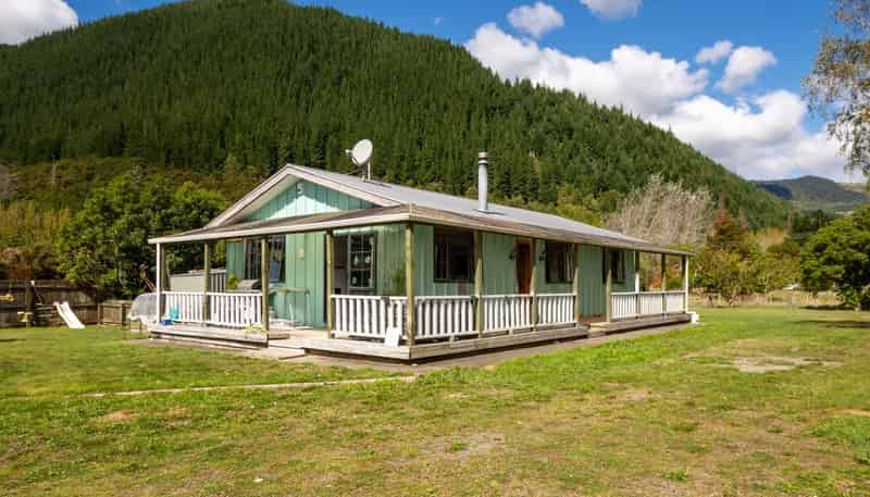 137 Wakamarina Road, Havelock