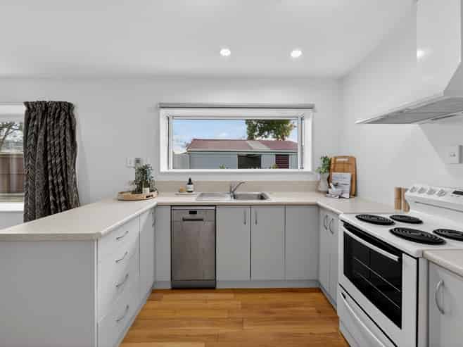 2/148 Rose Street, Somerfield