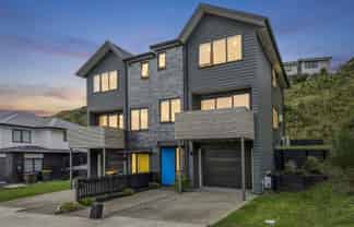 15 Holystone Road, Whitby