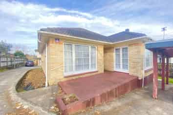 50A Hayr Road, Three Kings