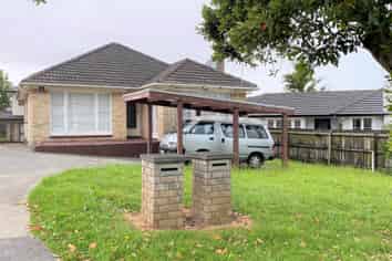 50A Hayr Road, Three Kings