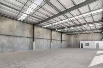 Functional Warehouse with Yard - Richmond