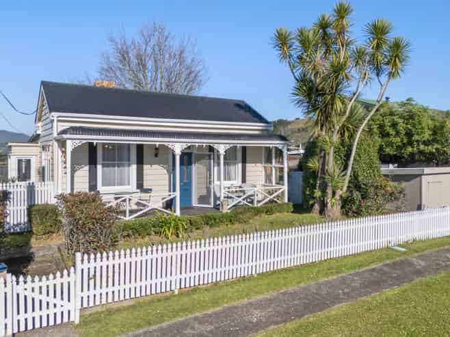 8 Albert Street, Waihi