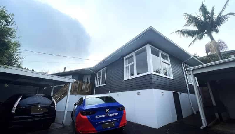 1/705 Beach Road, Browns Bay