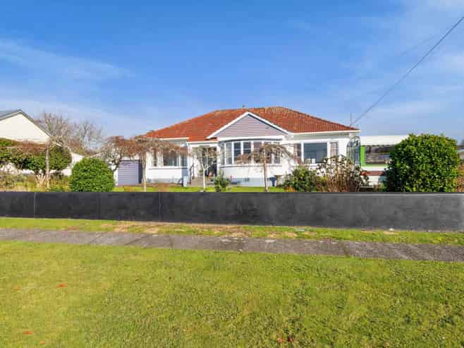 11 Miranda Street, Stratford