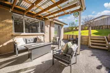 7 Barnacle Rise, Red Beach