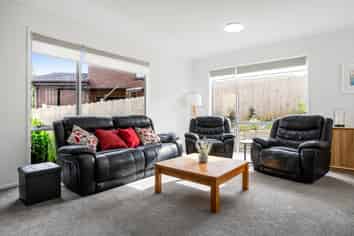 7 Barnacle Rise, Red Beach