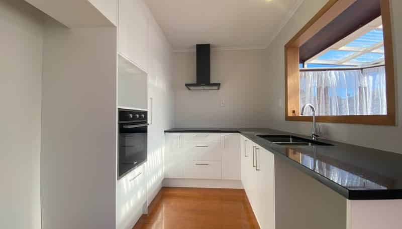 2 Te Kanawa Crescent, Henderson