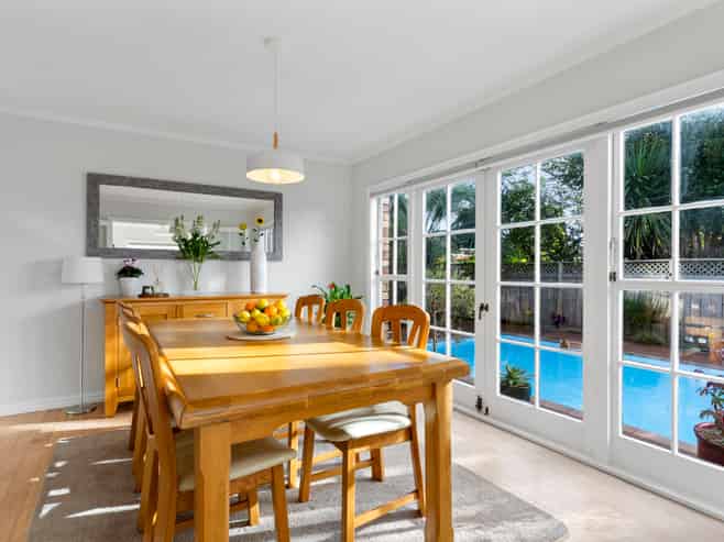 9B Otakau Road, Milford