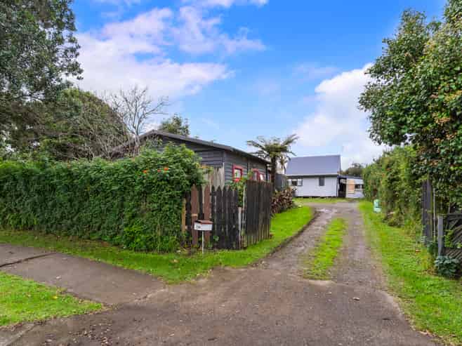 70 Mckenzie Road, Mangere Bridge