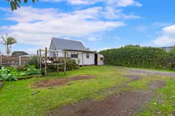 70 Mckenzie Road, Mangere Bridge
