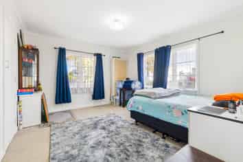 19 Walmsley Road, Mangere Bridge