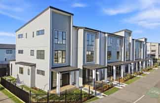 6/157 Bremner Road, Karaka