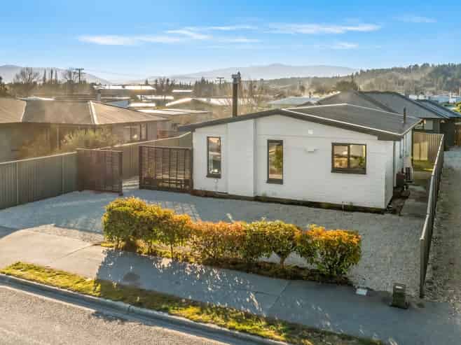 25 Royal Terrace, Alexandra