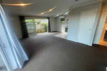 894 Redoubt Road, Flat Bush