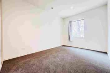 220/4 Wagener Place, Mount Albert