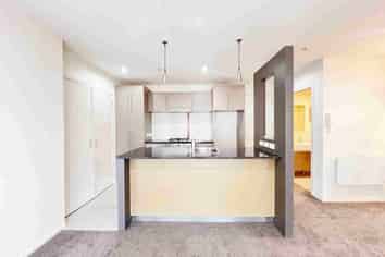220/4 Wagener Place, Mount Albert