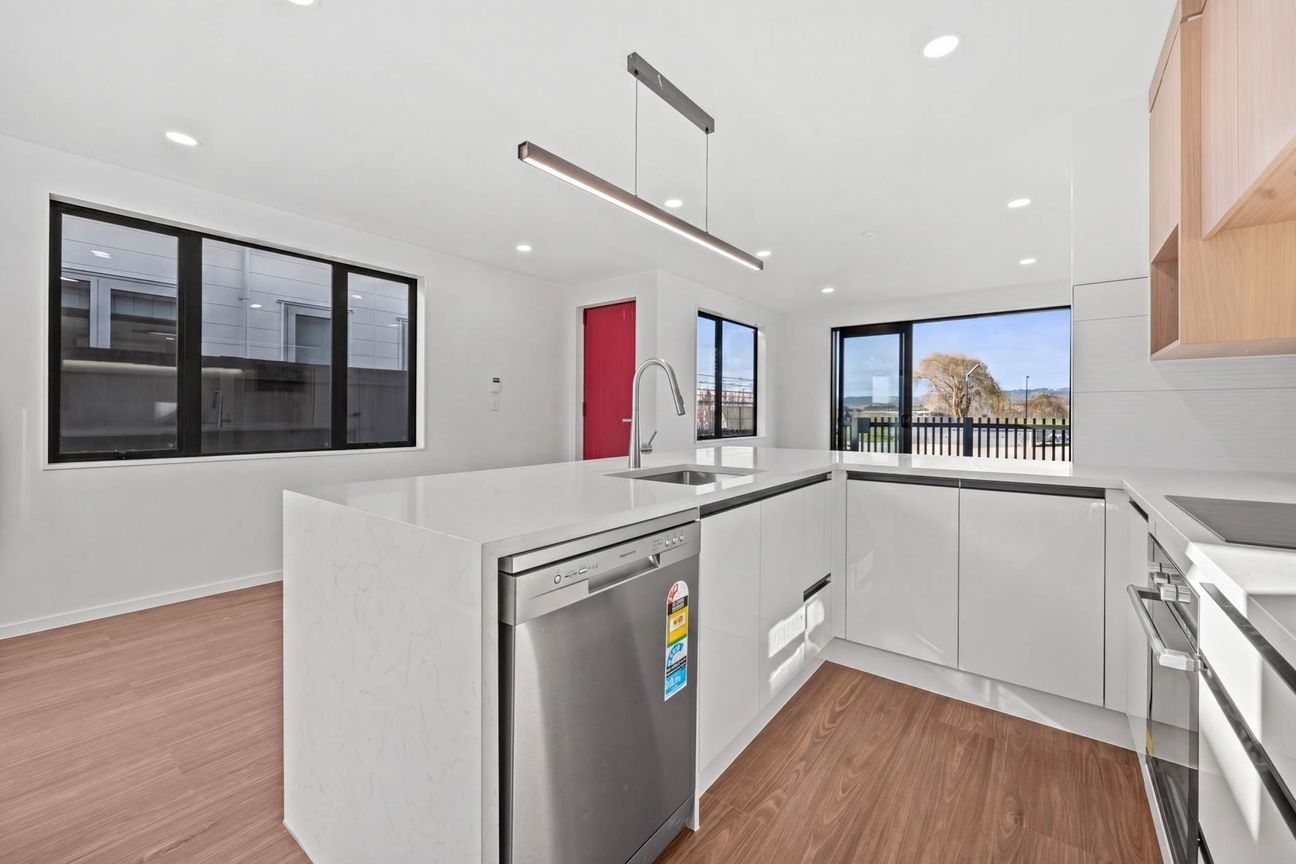 Brand-New Modern Living in the Heart of Karaka - Ansicht 3