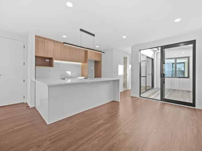 2 Taikato/24 Taiheru Roads, Karaka