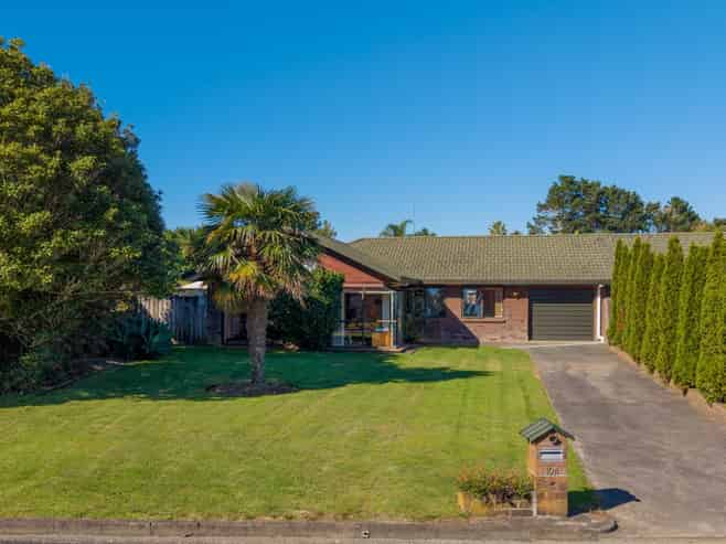 19A Litchfield Place, Clarks Beach