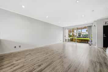42 Kauri Drive, Takanini