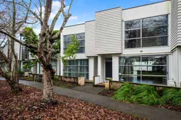 42 Kauri Drive, Takanini