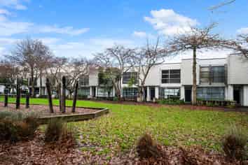 42 Kauri Drive, Takanini