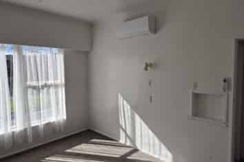 2/66 Oak Street, Mangapapa