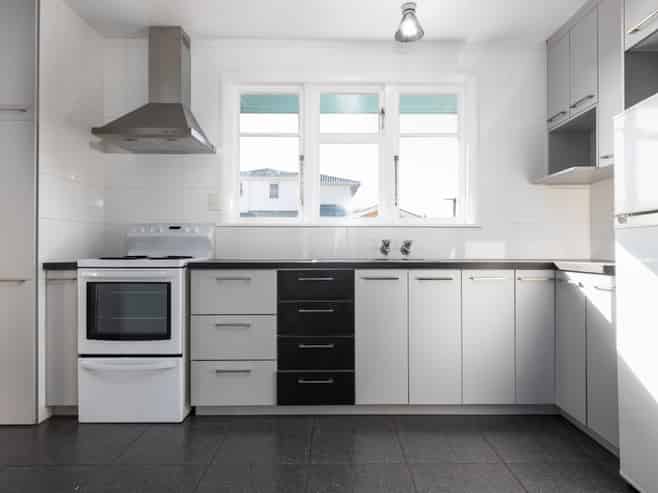 30 Lakings Road , Springlands
