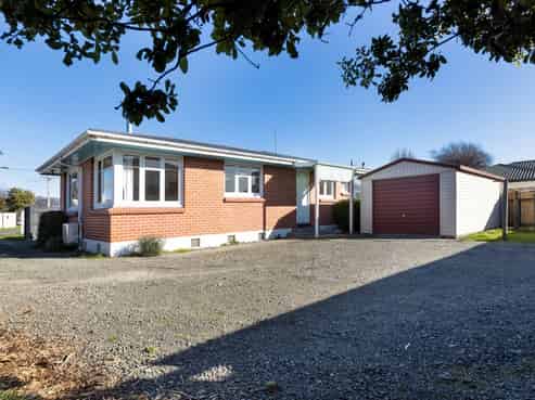 30 Lakings Road , Springlands