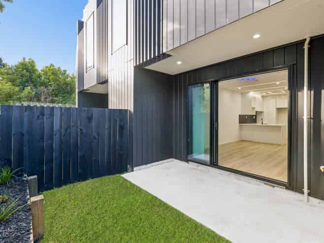 Lot 1&2/84 Kirkbride Road, Mangere
