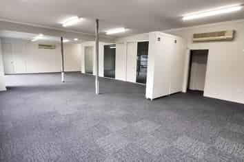 FIRST-FLOOR OFFICE SPACE, UNBEATABLE VALUE
