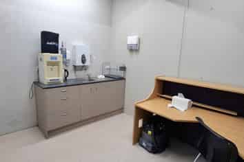 FIRST-FLOOR OFFICE SPACE, UNBEATABLE VALUE
