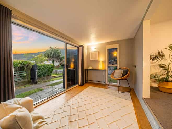 77 Pasadena Crescent, Totara Park