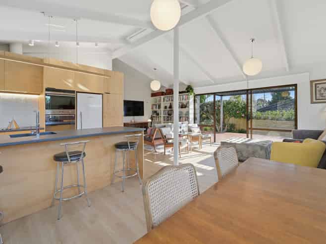 238 Levers Road, Matua