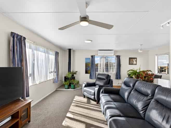 237 Flaxmere Avenue, Flaxmere