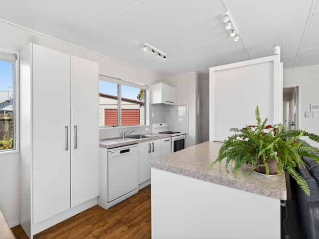 237 Flaxmere Avenue, Flaxmere