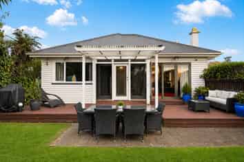 60 Enderley Avenue, Enderley