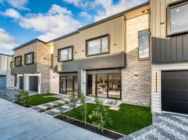 38  Ennismore Road, Mount Albert