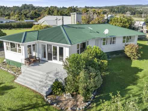 873 Collingwood-Bainham Main Road, Rockville