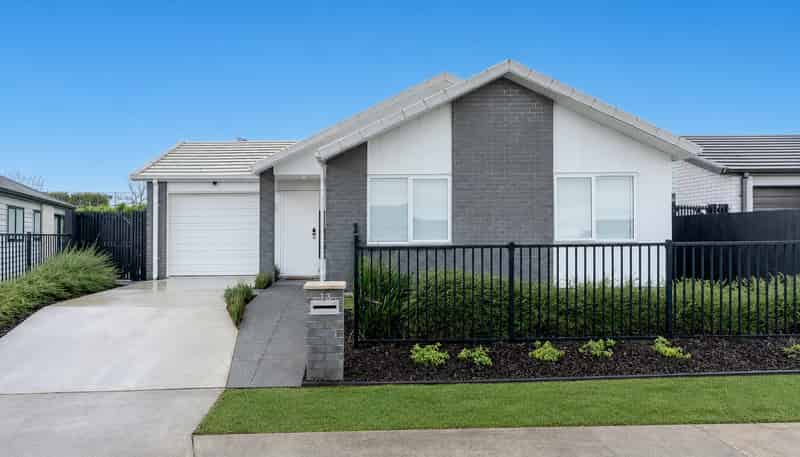 13 Temepara Drive, Temple View