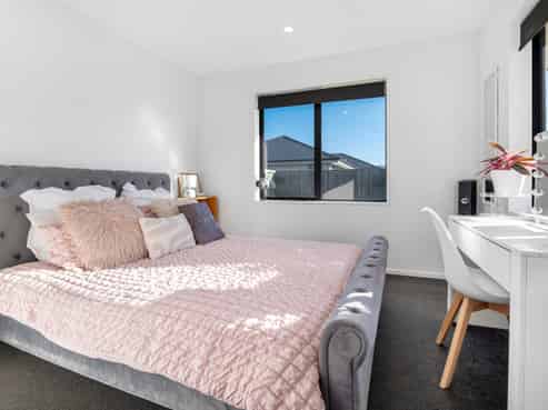 38 Tara Crescent, Woodend