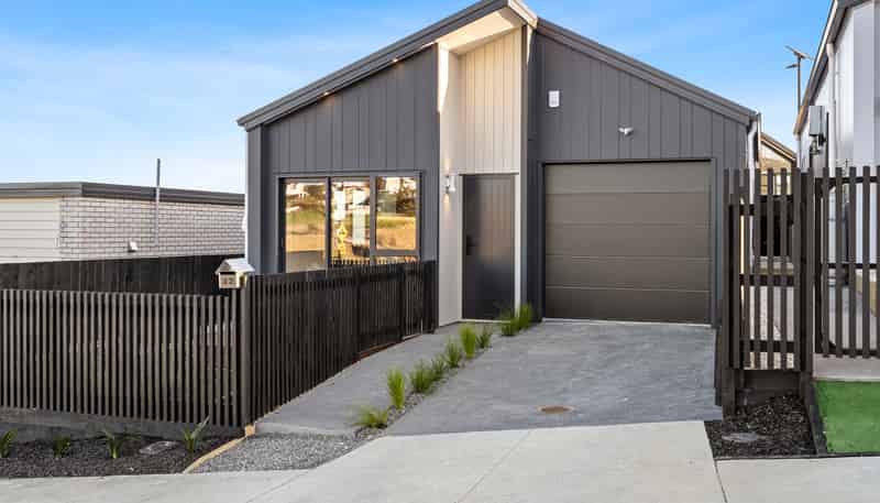 32 Mahinga Kai Road, Orewa