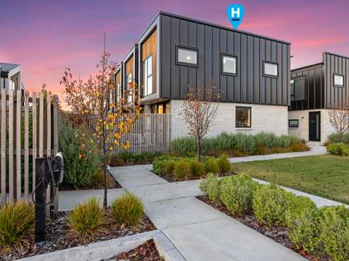 1/329 Lincoln Road, Addington